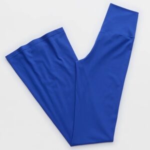 OFFLINE by Aerie Real Me High Waisted Crossover Flare Leggings Medium NWT